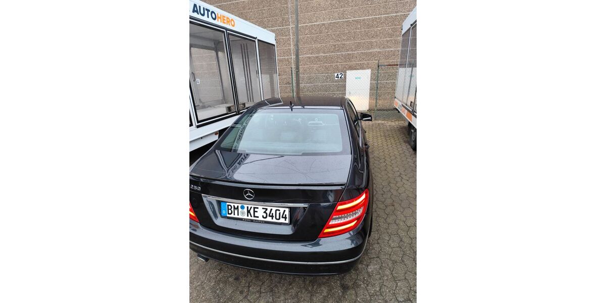 Mercedes-Benz C 250 117.000 km 8.850 &euro; Kòln 51063