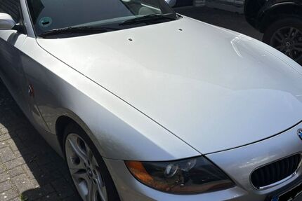 BMW Z4 89.000 km 14.200 &euro; Niederkassel 53859