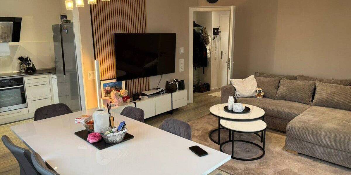 Etagenwohnung Niederkassel Ranzel - 2 Zimmer, 57 m&sup2;, 835&euro; | Angebot:26805535