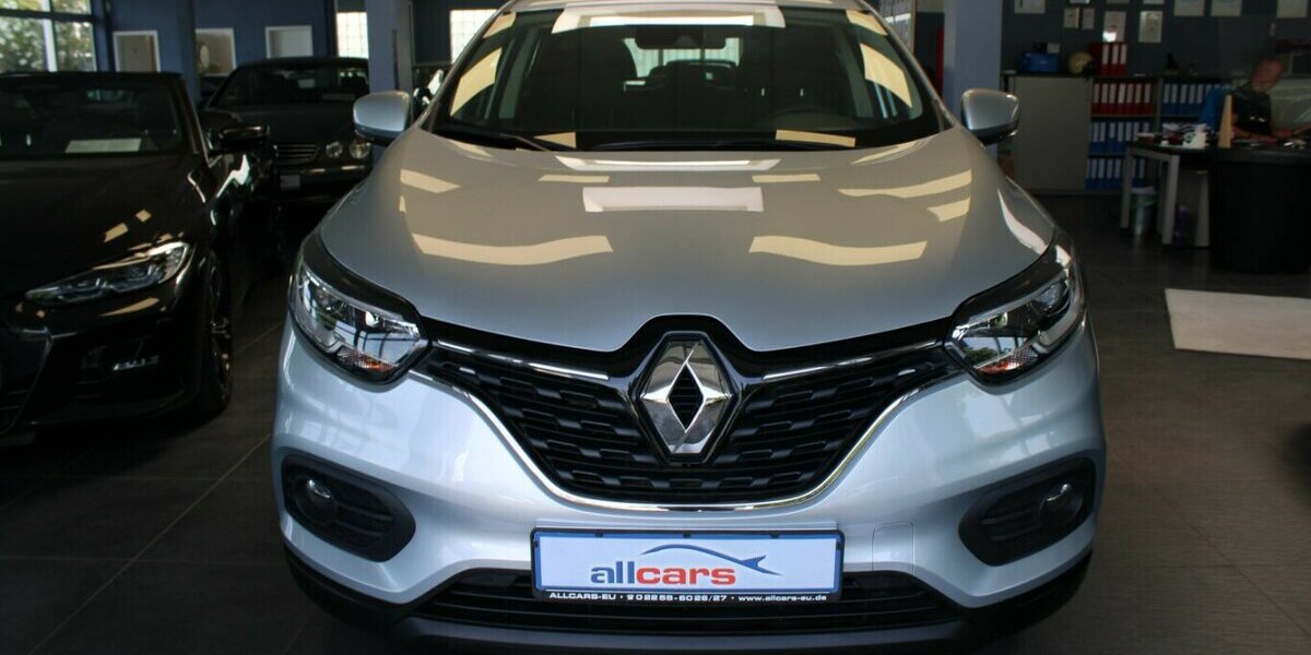 Renault Kadjar TCe 140 GPF ZEN 49.435 km 16.980 &euro; Euskirchen 53881