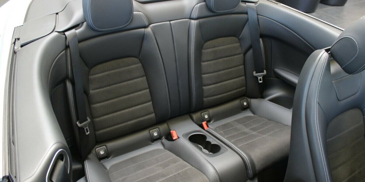 Mercedes-Benz C 180 Cabrio 9G-TRONIC AMG Line 41.800 km 31.980 &euro; Euskirchen 53881