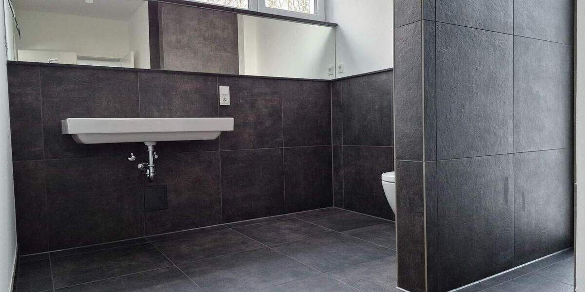 Etagenwohnung Frechen - 4 Zimmer, 205 m&sup2;, 4.540&euro; | Angebot:25728805