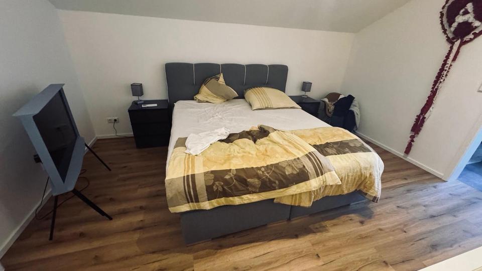 Doppelhaushälfte Niederzier - 2 Zimmer, 122 m&sup2;, 1.540&euro; | Angebot:24742221