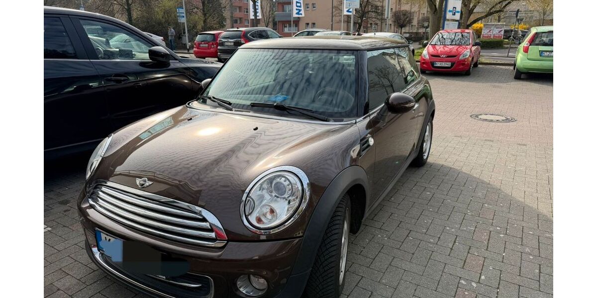 Mini ONE 93.000 km 7.999 &euro; Köln 50733