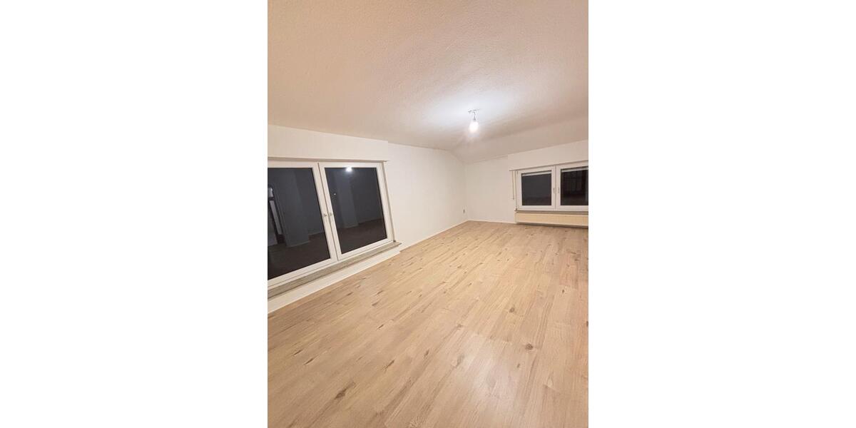 Etagenwohnung Düren Rölsdorf - 6 Zimmer, 125 m&sup2;, 1.650&euro; | Angebot:25164057