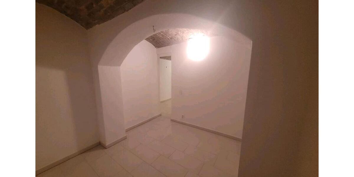 Etagenwohnung Köln Mülheim - 3 Zimmer, 45 m&sup2;, 890&euro; | Angebot:25641551