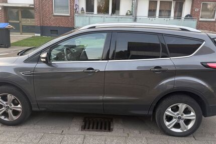 Ford Kuga 70.200 km 13.999 &euro; Grevenbroich 41516