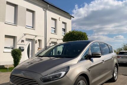 Ford S-Max 221.000 km 8.749 &euro; Köln 50997
