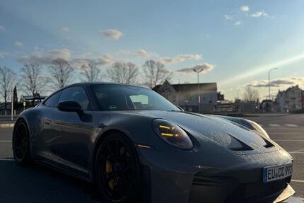 Porsche 992 6.500 km 222.500 &euro; Zülpich 53909