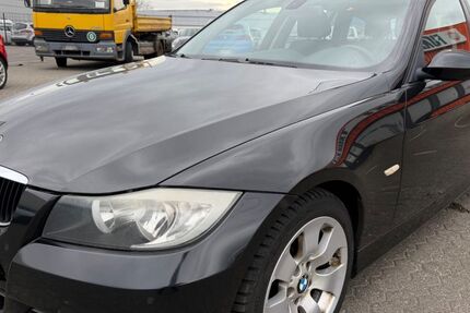 BMW 320 233.602 km 4.990 &euro; Weilerswist 53919