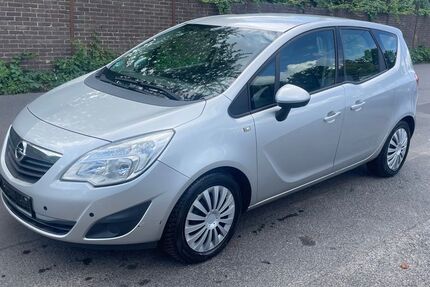 Opel Meriva 124.000 km 3.500 &euro; Köln 50739