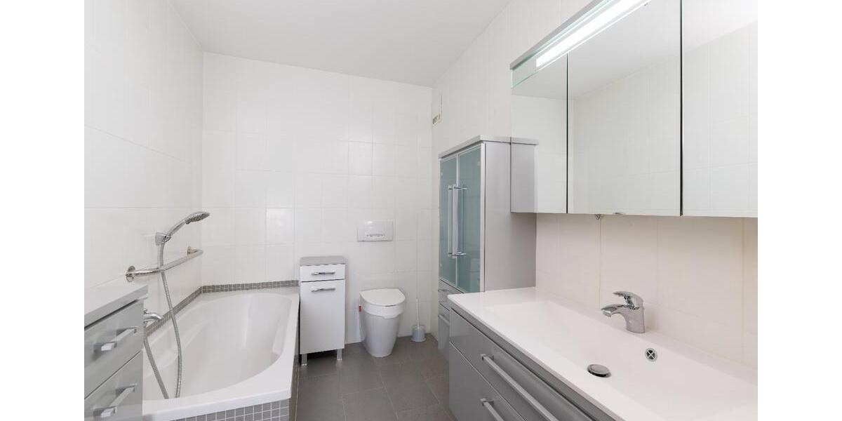 Etagenwohnung Köln Lindenthal - 3 Zimmer, 80 m&sup2;, 479.000&euro; | Angebot:26060131