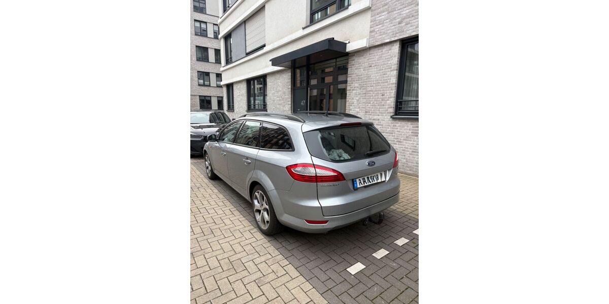 Ford Mondeo 213.000 km 3.500 &euro; Köln 50670