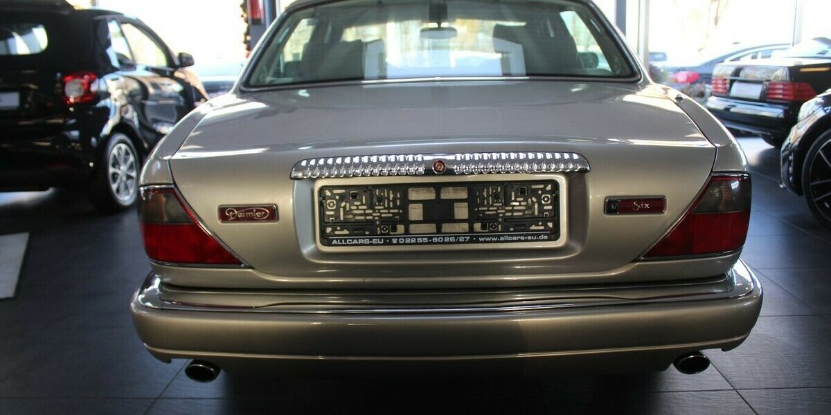 Jaguar XJ 4.0 Lang Automatik - Leder - Schiebedach - 119.865 km 19.980 &euro; Euskirchen 53881