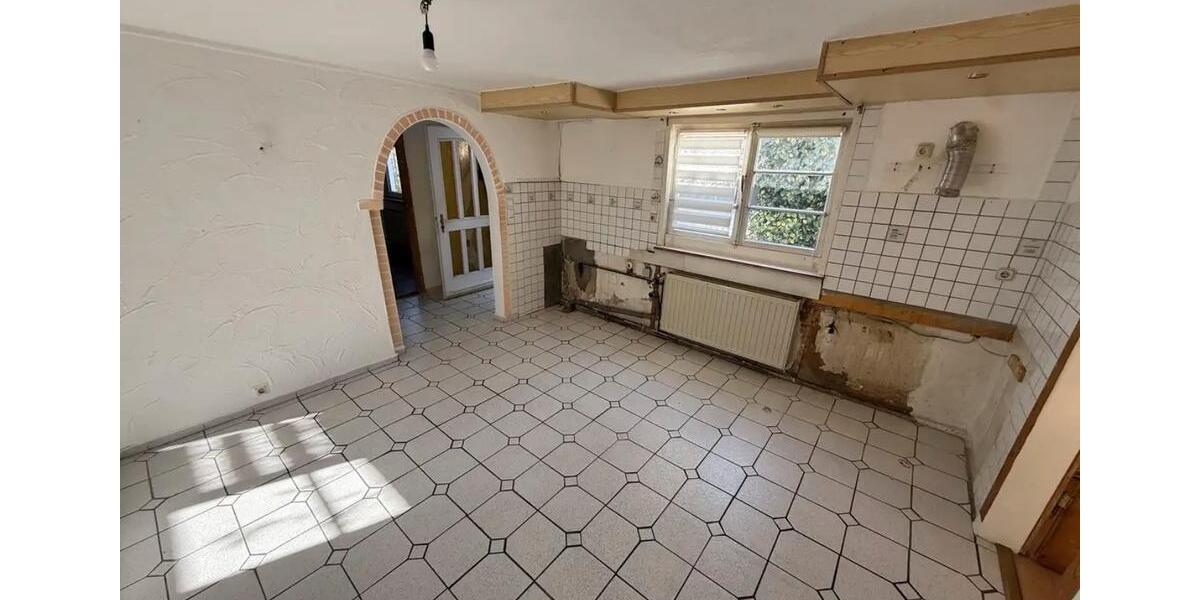 Einfamilienhaus Köln Nippes - 3 Zimmer, 65 m&sup2;, 1.300&euro; | Angebot:25636950