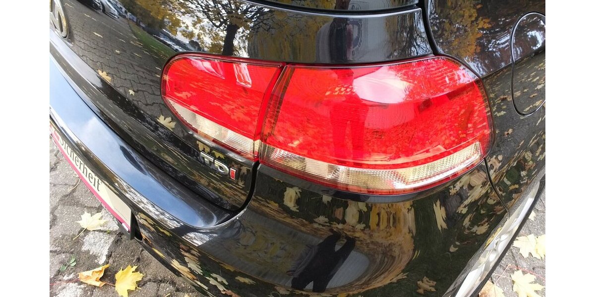 VW Golf 1.6TDi TEAM KLIMAAUTOMATIK 5-türig 159.855 km 6.498 &euro; Köln 50858