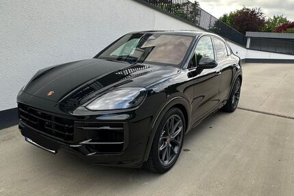 Porsche Cayenne 1.980 km 168.490 &euro; Köln 50667