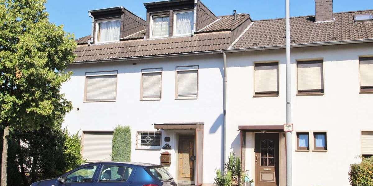 Etagenwohnung Hürth - 2 Zimmer, 75 m&sup2;, 975&euro; | Angebot:27129741