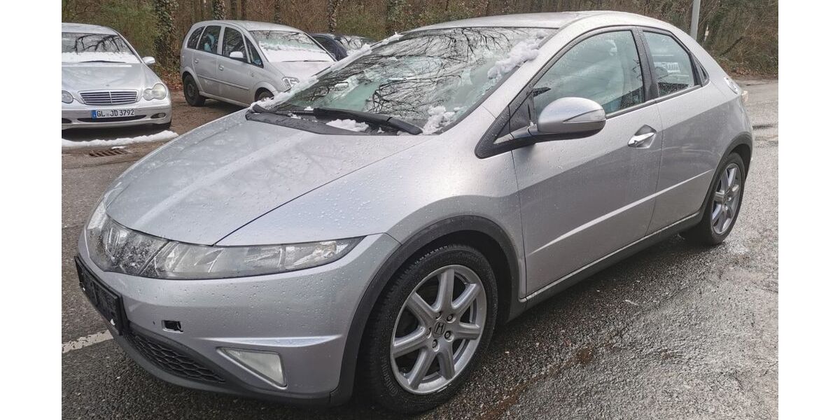 Honda Civic 86.000 km 7.000 &euro; Leverkusen 51371