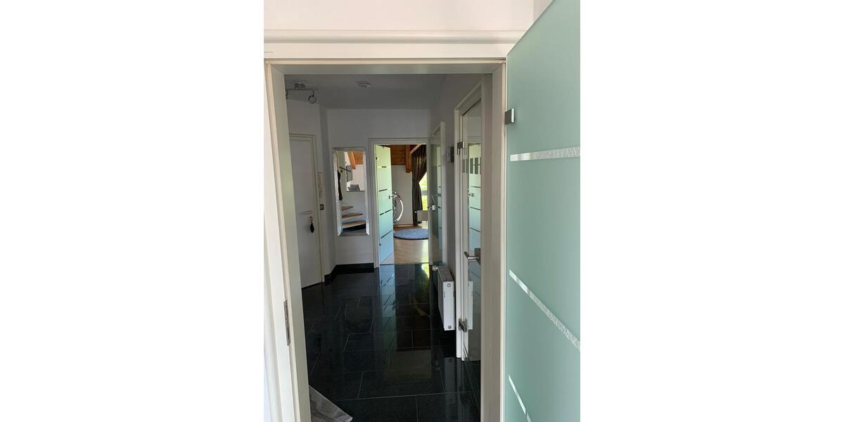 Maisonettenwohnung Grevenbroich - 4 Zimmer, 100 m&sup2;, 1.400&euro; | Angebot:25649468