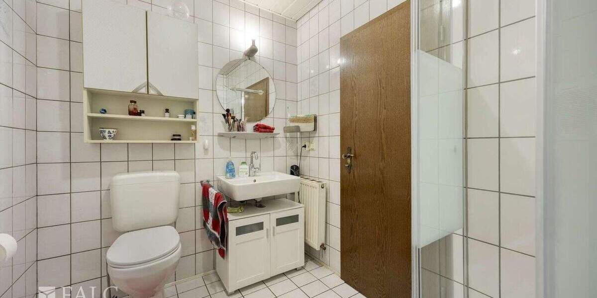 Doppelhaushälfte Bergheim Fliesteden - 6 Zimmer, 160 m&sup2;, 439.000&euro; | Angebot:25696533