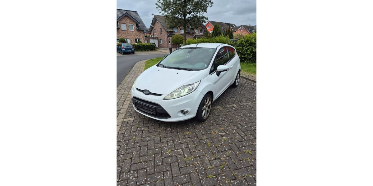Ford Fiesta 213.000 km 2.300 &euro; Kerpen 50170