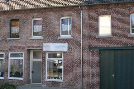 Haus Jüchen - 22 Zimmer, 450 m&sup2;, 425.000&euro; | Angebot:24382961