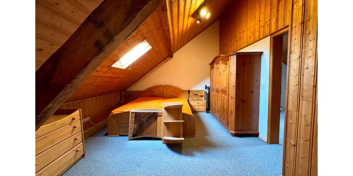 Reihenhaus Jüchen - 6 Zimmer, 130 m&sup2;, 295.000&euro; | Angebot:24855508