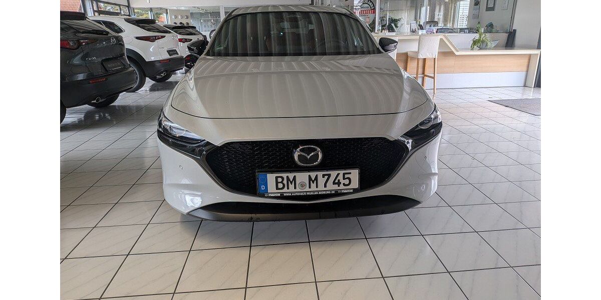 Mazda 3 4.096 km 27.950 &euro; Bedburg 50181