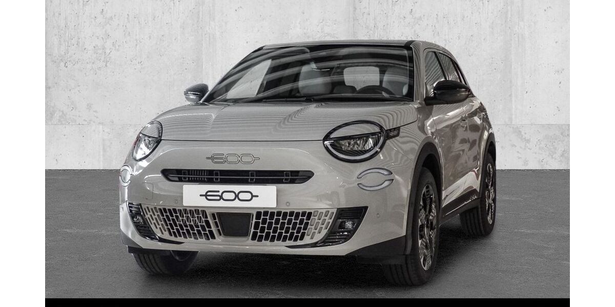 Fiat 600 14.990 km 22.975 &euro; Köln 51149