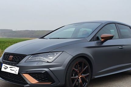 Seat Leon 90.500 km 27.400 &euro; Kreuzau 52372