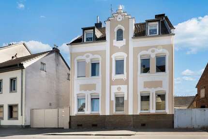 Haus Köln Mülheim - 14 Zimmer, 278 m&sup2;, 749.000&euro; | Angebot:25440448