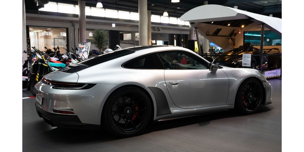 Porsche 992 14.100 km 204.000 &euro; Köln 50674