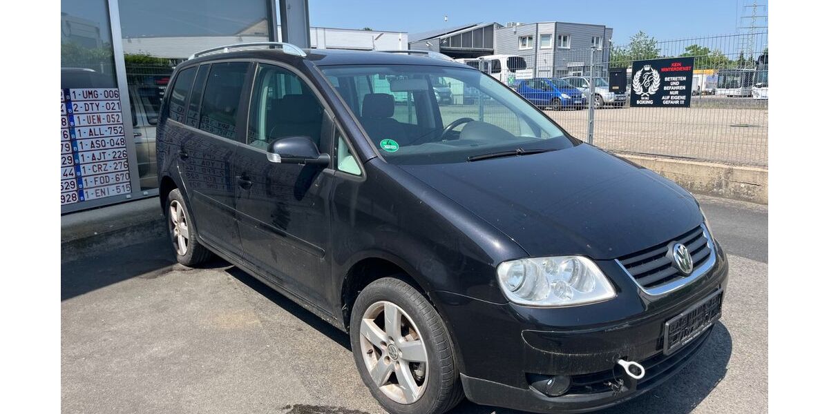 VW Touran 160.000 km 1.200 &euro; Wesseling - Köln 50389