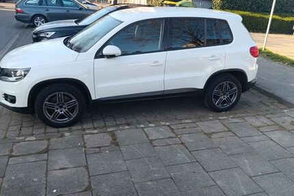 VW Tiguan 230.350 km 8.199 &euro; Köln 50769