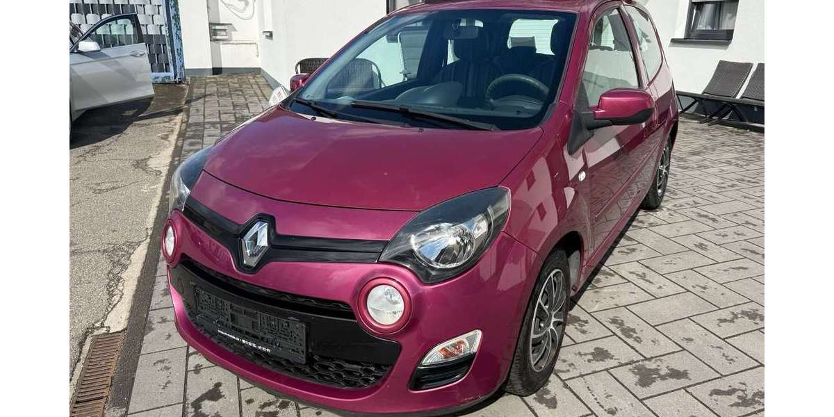 Renault Twingo 93.000 km 3.880 &euro; Hürth-Efferen bei Köln (Rewe-Tankstelle) 50354