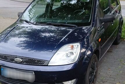 Ford Fiesta 194.000 km 1.700 &euro; Köln 51069