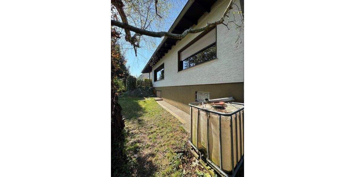 Einfamilienhaus Niederkassel - 6 Zimmer, 200 m&sup2;, 490.000&euro; | Angebot:25663636