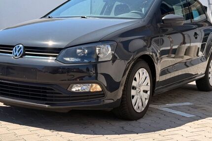 VW Polo 142.625 km 5.799 &euro; leverkusen 51379