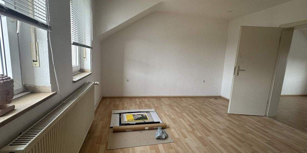 Einfamilienhaus Düren Distelrath - 6 Zimmer, 135 m&sup2;, 199.000&euro; | Angebot:25738290