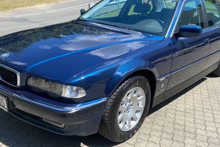 BMW 735 261.652 km 8.350 &euro; Rommerskirchen 41569