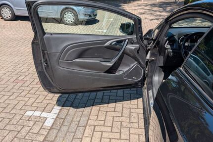 Opel Astra 77.640 km 13.700 &euro; Hoven 52353