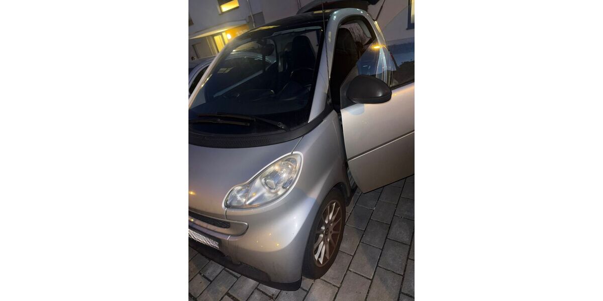 Smart ForTwo 99.000 km 4.100 &euro; köln 51145