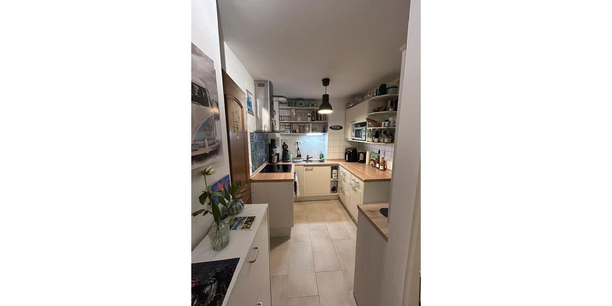 Dachgeschoßwohnung Hürth - 2.5 Zimmer, 55 m&sup2;, 1.000&euro; | Angebot:25081418