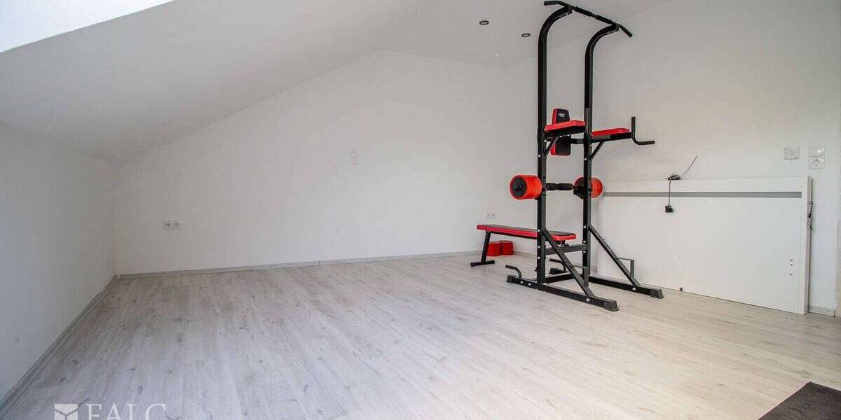 Einfamilienhaus Inden Frenz - 1 Zimmer, 212 m&sup2;, 299.000&euro; | Angebot:26487983