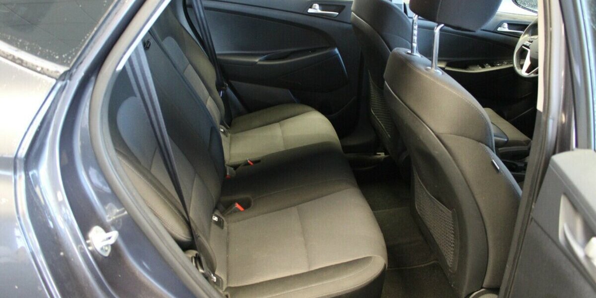 Hyundai Tucson 1.6 GDi 2WD Pure - AHK - 107.286 km 12.980 &euro; Euskirchen 53881