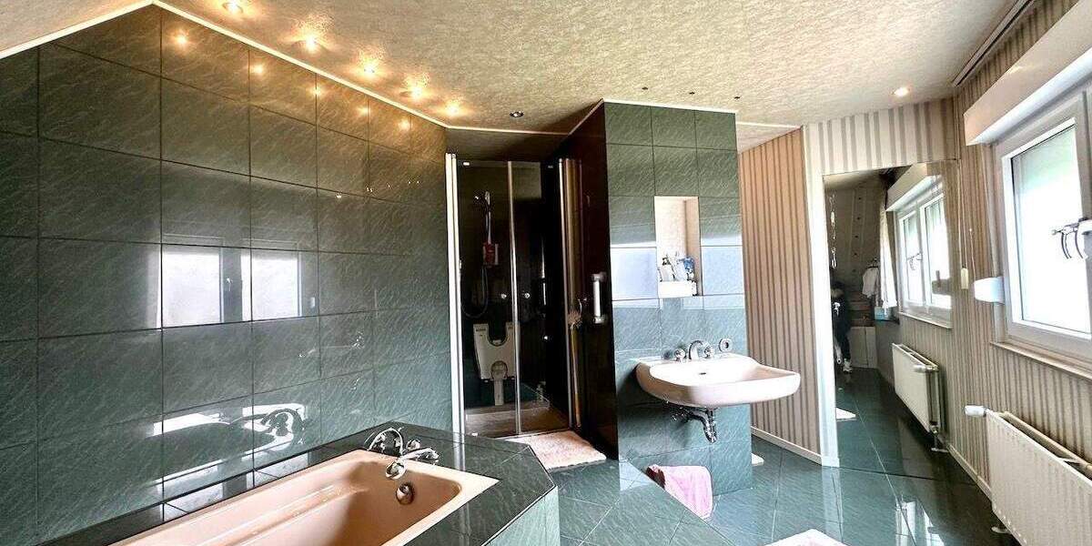 Doppelhaushälfte Grevenbroich Wevelinghoven - 3 Zimmer, 118 m&sup2;, 379.000&euro; | Angebot:25736808