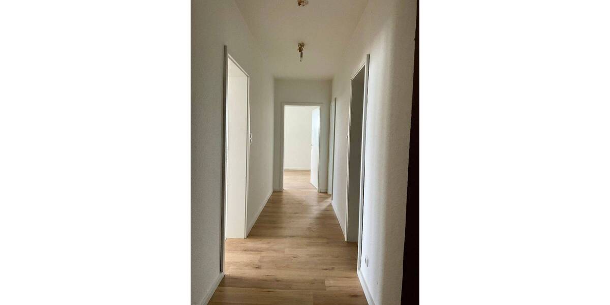 Etagenwohnung Düren Wörthsiedlung - 4 Zimmer, 90 m&sup2;, 630&euro; | Angebot:26818346