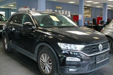 VW T-Roc 1,0 TSI AHK 8-fach bereift 99.989 km 13.480 &euro; Euskirchen 53881