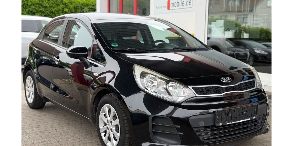 Kia Rio 151.000 km 4.699 &euro; Euskirchen 53879